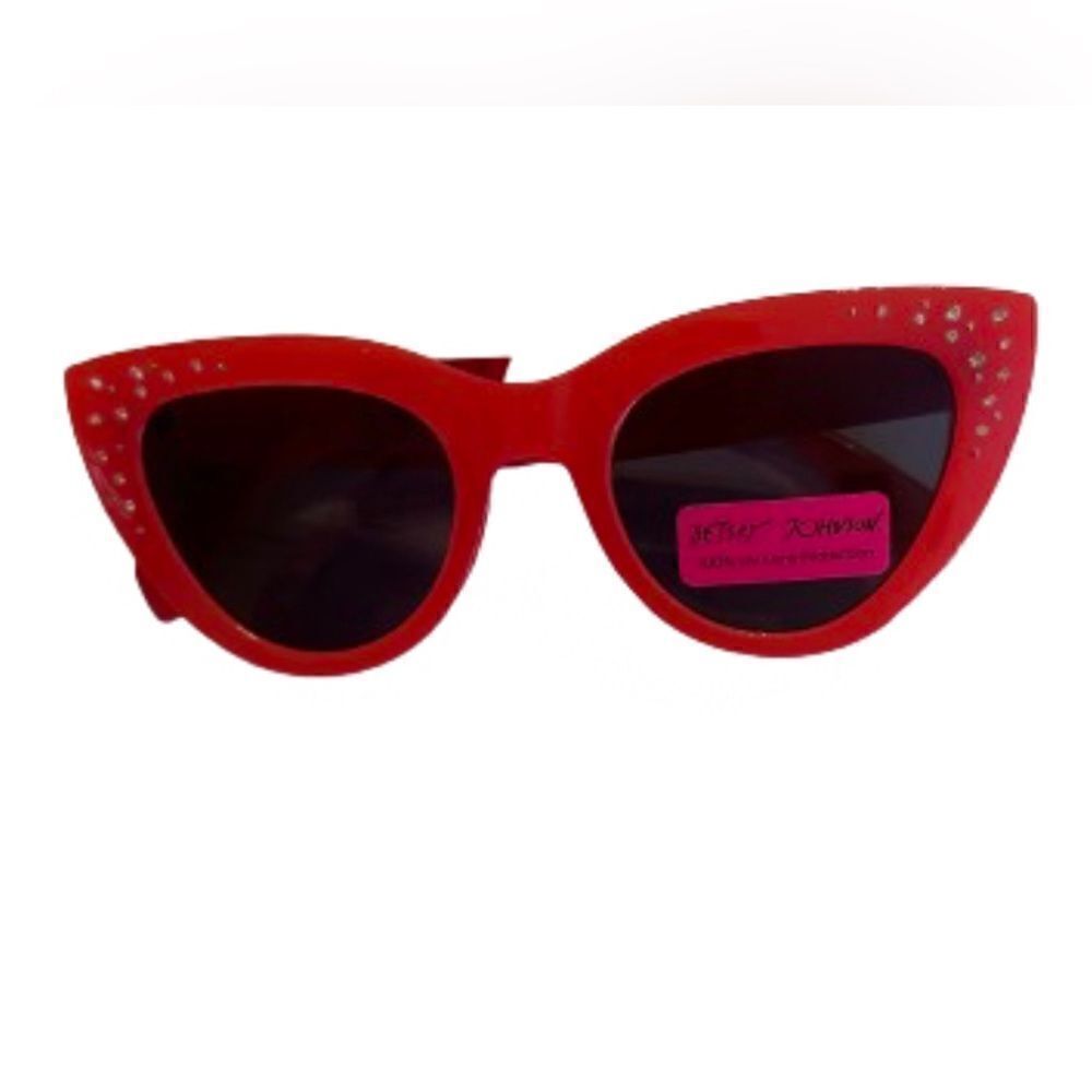 BETSEY JOHNSON Red Cat Eye Sunglasses
Bling-accented Rims Animal Print Arms
NWT
